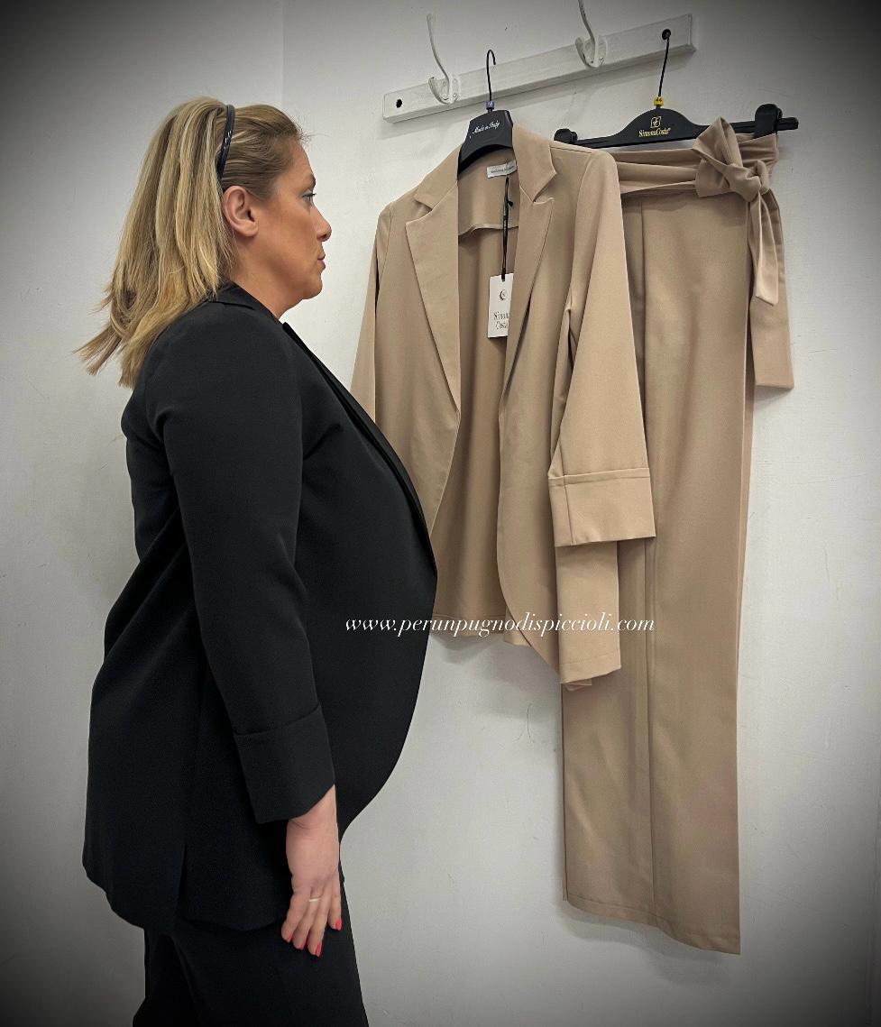 Completo Simona Costa