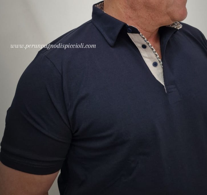 Polo Portocervo collo con fantasia