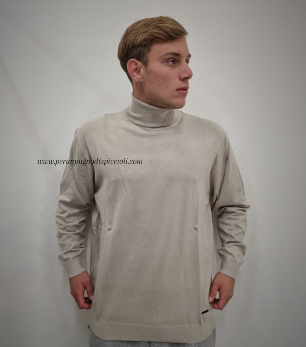 Maglia collo alto Nerovago art: 730007-over