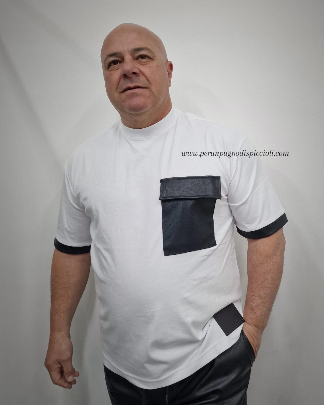 T-shirt Reset 2.0 con inserti in pelle