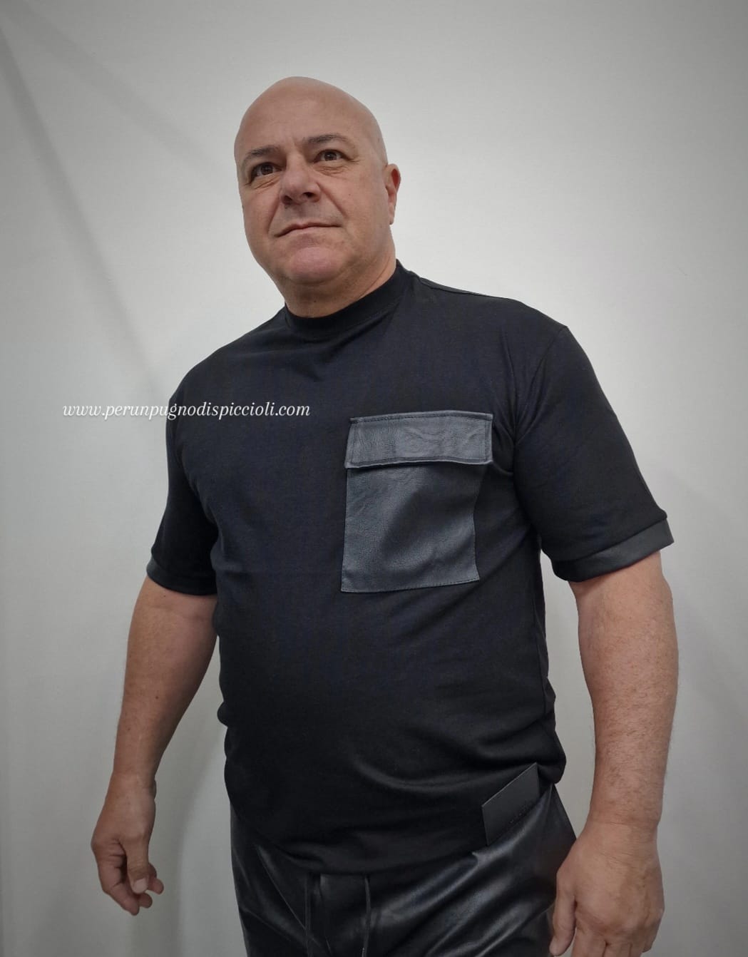 T-shirt Reset 2.0 con inserti in pelle