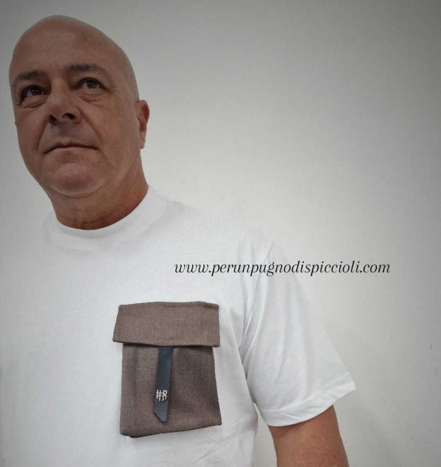 T-shirt Reset 2.0 con taschino