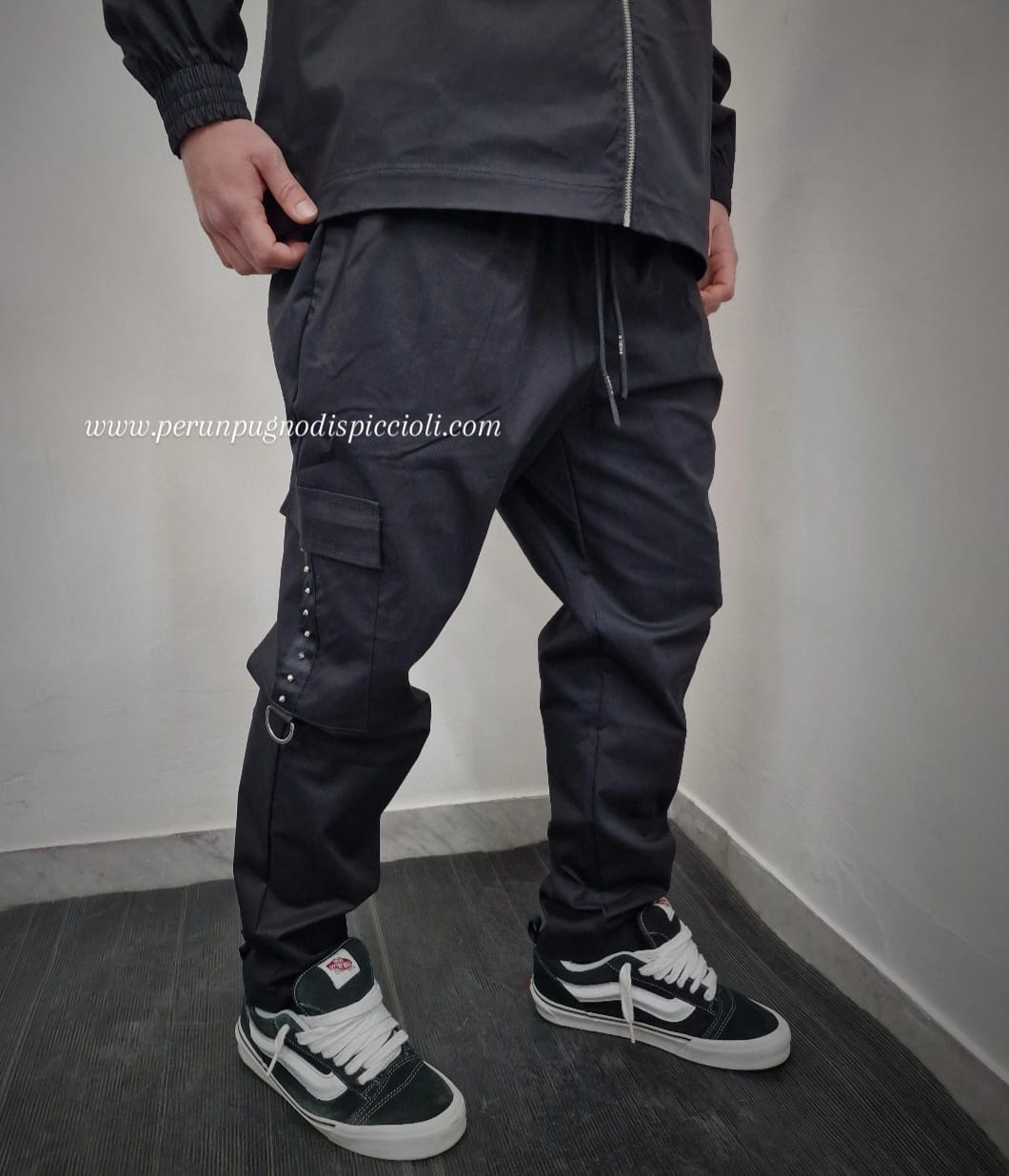 Completo Reset 2.0 con borchie