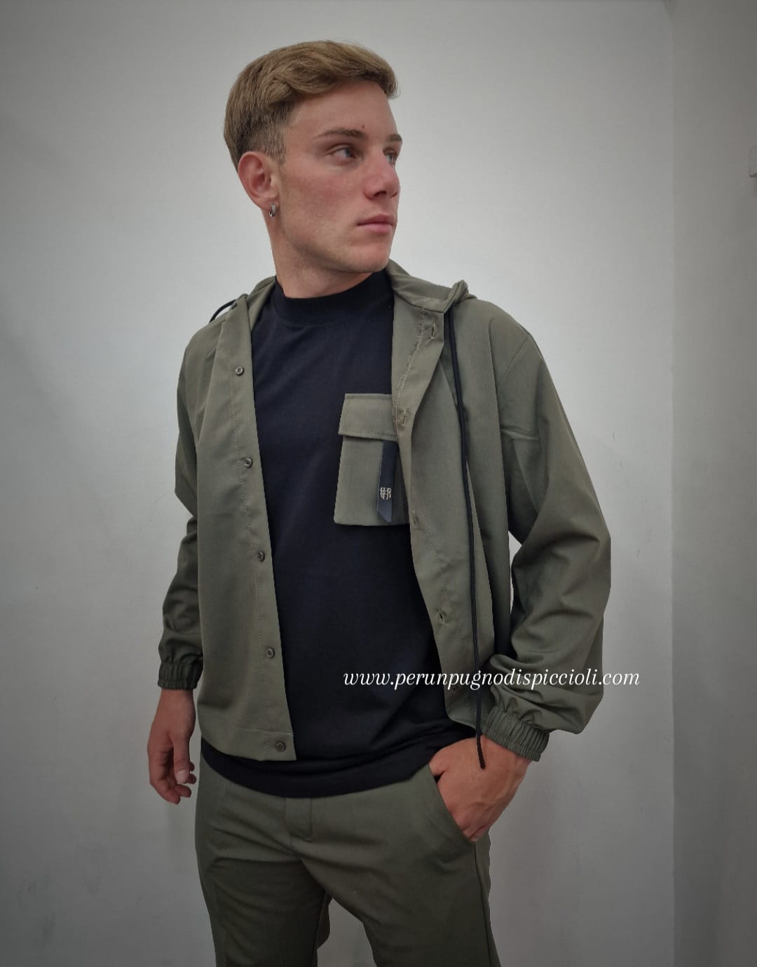 T-shirt Reset 2.0 con taschino