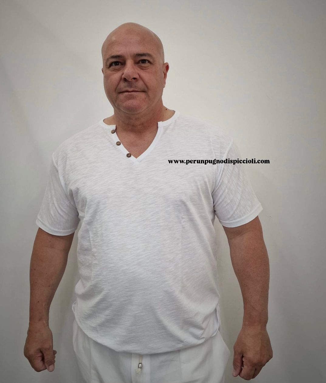 T-Shirt scollo V Meed Milano
